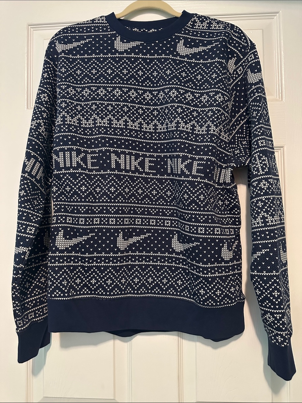 Nike Men's Navy & White Patterned Crewneck Sweater